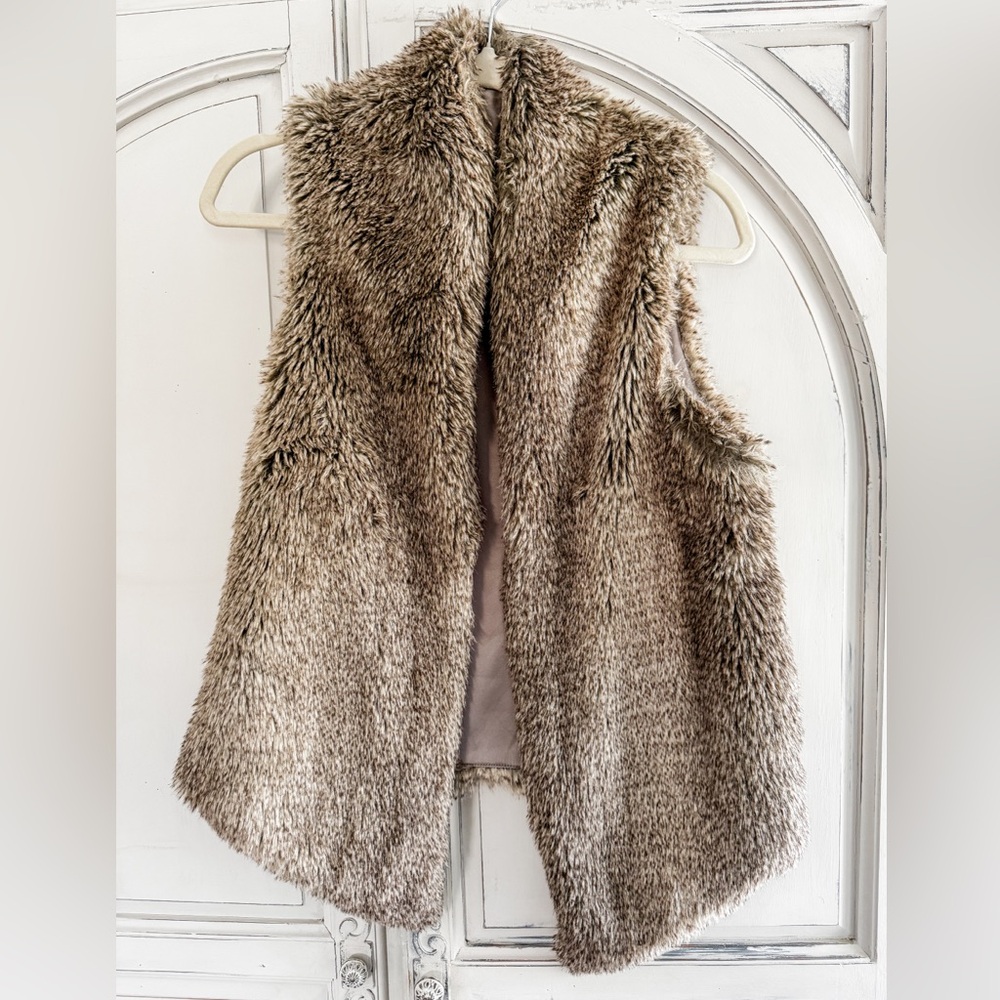 Tart Collection Faux Fur Vest Size XS Brown Neutral Open Front – Great Condition